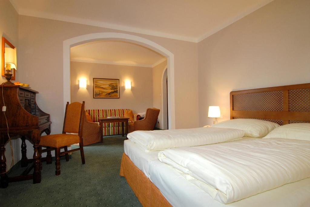 Doppelzimmer mit Balkon
